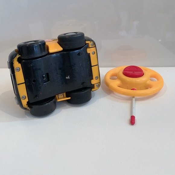 School Bus RC Toy Car For Kids With Steering Wheel Remote - Picture 4 of 6